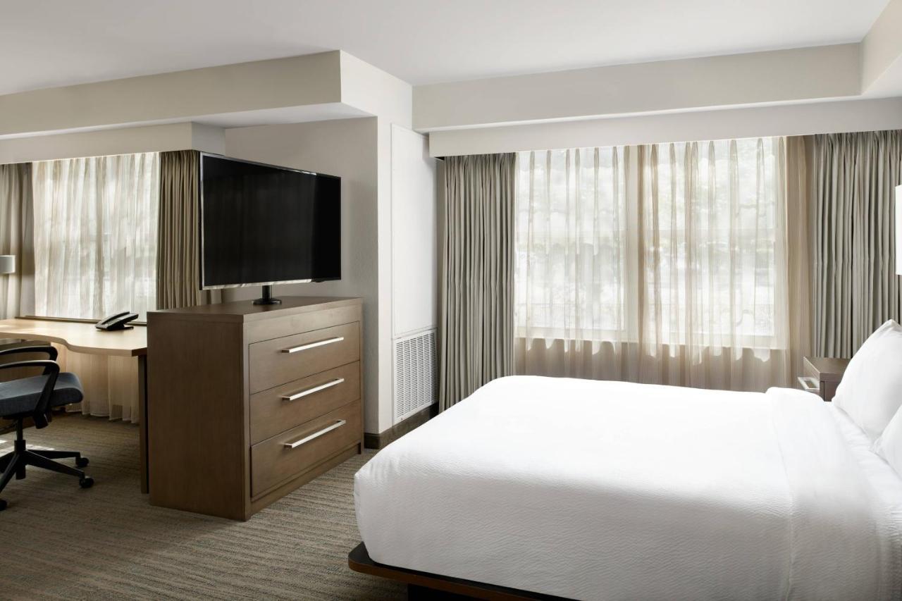 Residence Inn Pleasanton Exterior photo