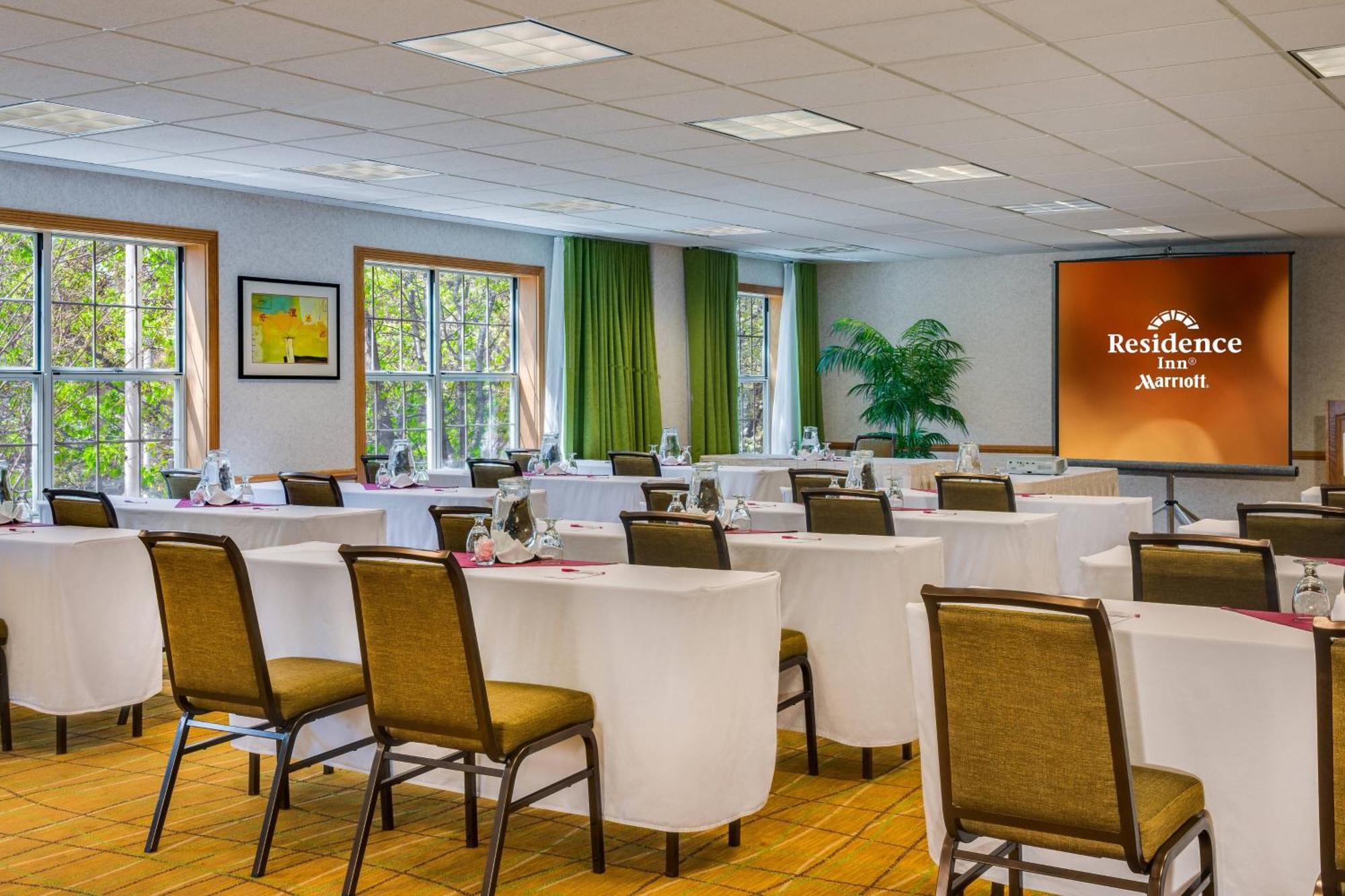 Residence Inn Pleasanton Exterior photo